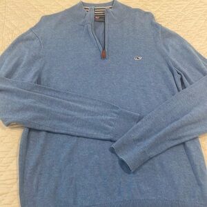 Light blue Vineyard Vines M half zip